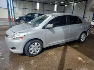 Toyota Yaris 1.5L 4 2012