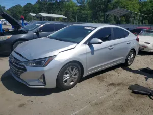 Hyundai Elantra 2.0L 4 2019
