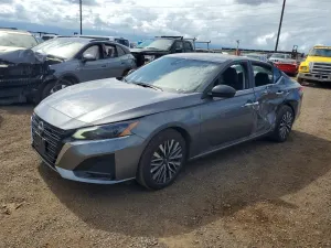 Nissan Altima 2.5L 4 2025