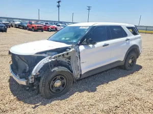 Ford Explorer 3.3L 6 2023