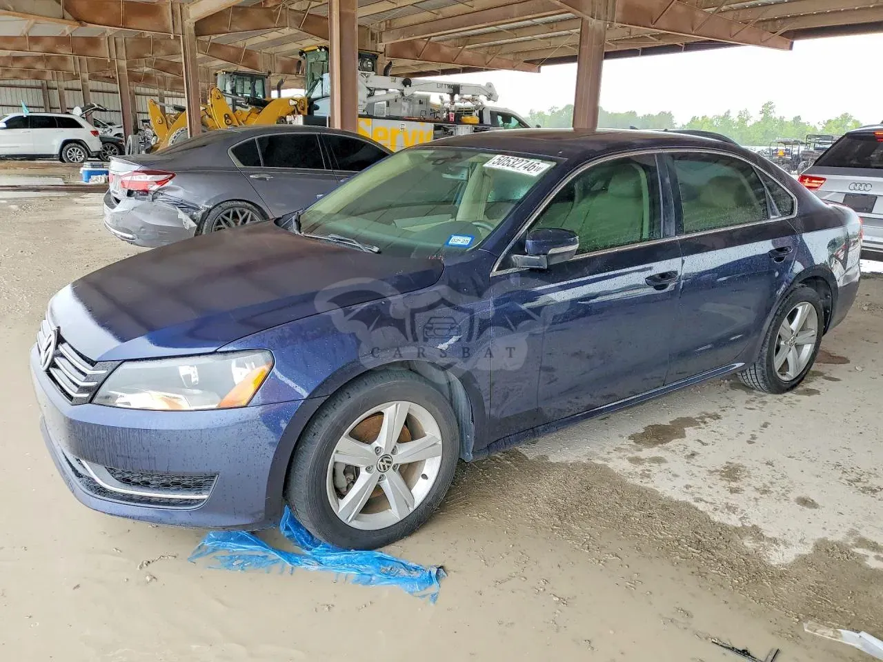 Volkswagen Passat 2.0L 4 2013
