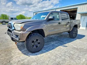 Toyota Tacoma 4.0L 6 2014