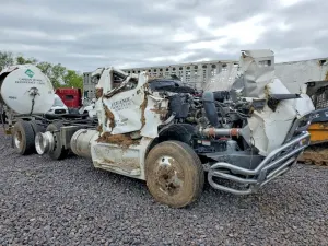 Freightliner Cascadia 12.8L 6 2026