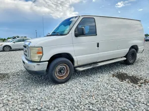 Ford Econoline 4.6L 8 2013