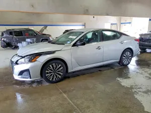 Nissan Altima 2.5L 4 2025