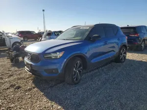 Volvo XC40 2.0L 4 2021