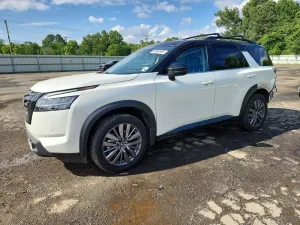 Nissan Pathfinder 3.5L 6 2023
