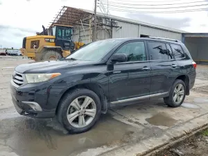 Toyota Highlander 3.5L 6 2013