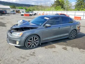 Volkswagen Jetta 2.0L 4 2012