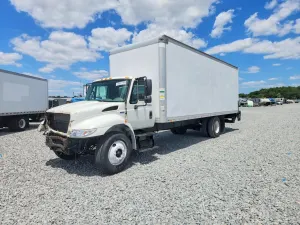 International DuraStar / 4000 7.6L 6 2013