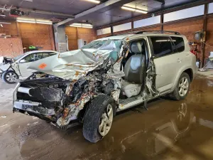 Toyota Rav4 2.5L 4 2011