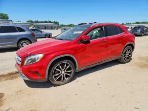 Mercedes-Benz GLA 2.0L 4 2015