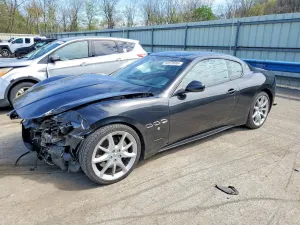 Maserati GranTurismo 4.7L 8 2011