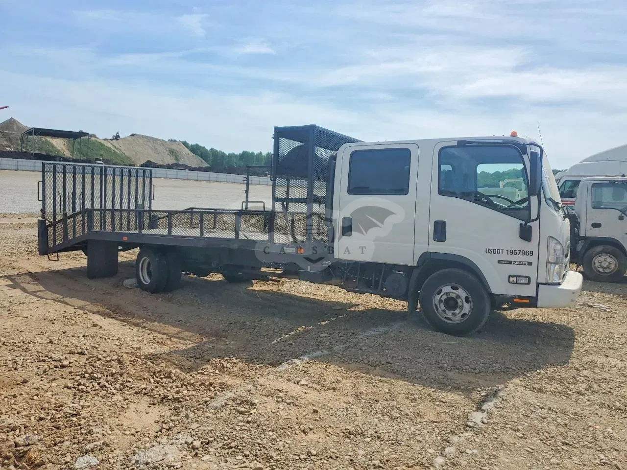 Isuzu NPR 6.6L 8 2021