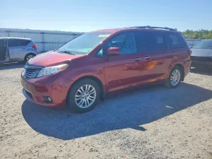 Toyota Sienna 3.5L 6 2017