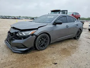Nissan Sentra 2.0L 4 2023