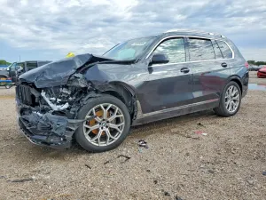 BMW X7 3.0L 6 2021
