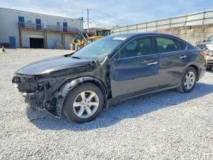 Nissan Altima 2.5L 4 2015