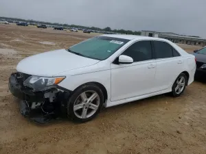 Toyota Camry 2.5L 4 2014