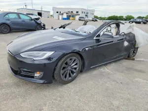 Tesla Model S 2018