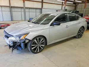 Nissan Altima 2.5L 4 2019