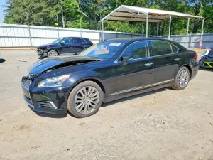 Lexus LS 4.6L 8 2015