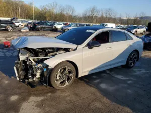 Kia K5 2.5L 4 2025