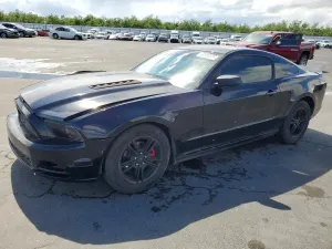 Ford Mustang 3.7L 6 2014