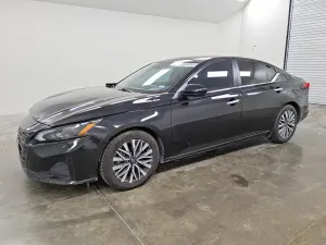 Nissan Altima 2.5L 4 2023