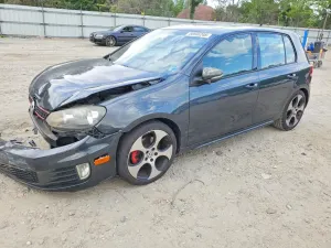 Volkswagen Golf 2.0L 4 2010