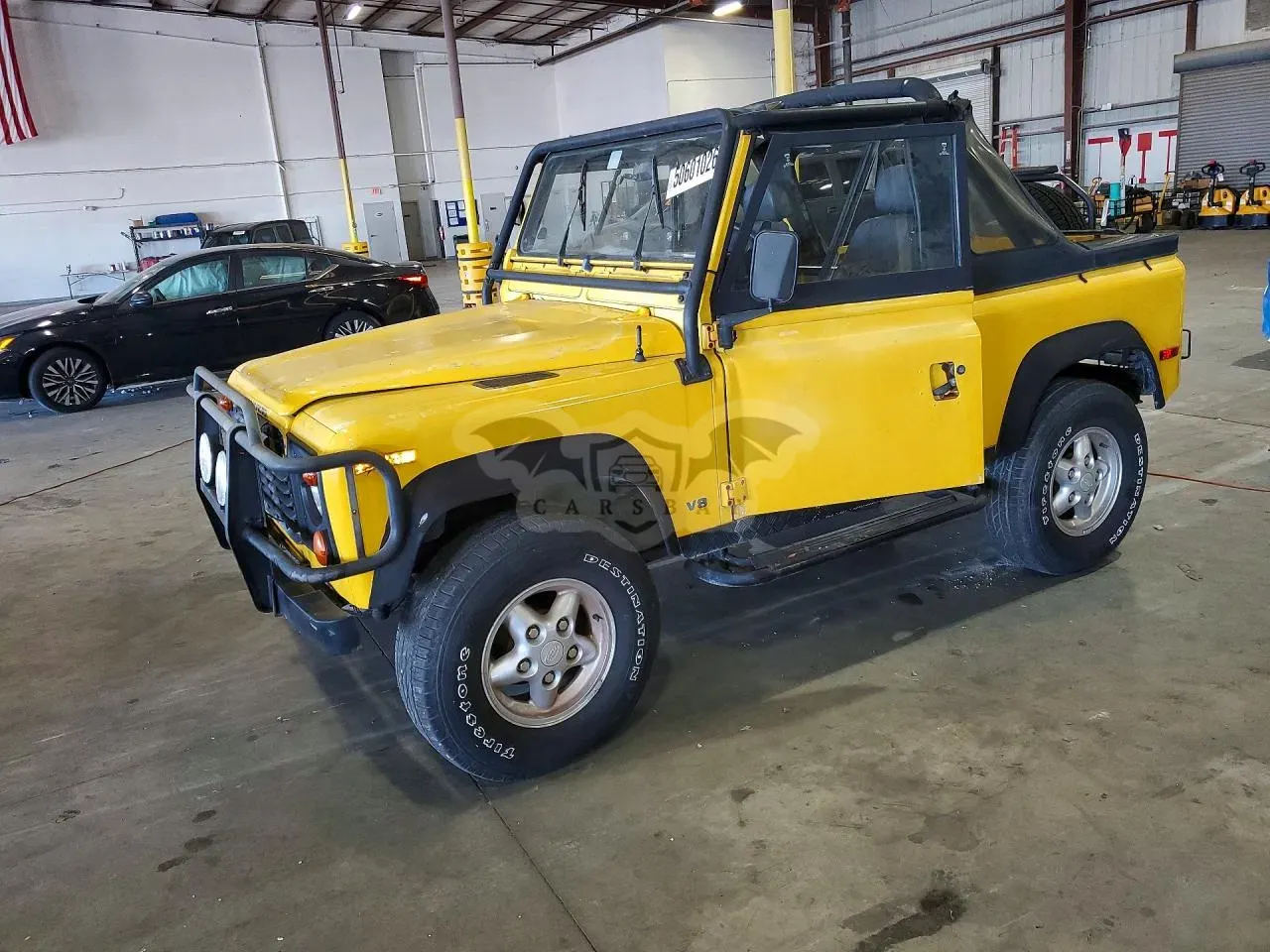 Land Rover Defender 3.9L 8 1995