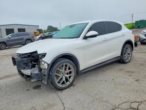 Alfa Romeo Stelvio 2.0L 4 2018