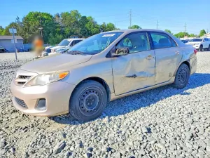 Toyota Corolla 1.8L 4 2012