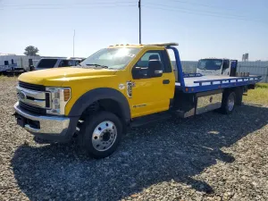 Ford F550 6.7L 8 2019