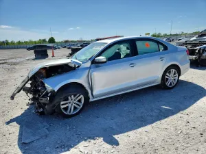 Volkswagen Jetta 2L 4 2015