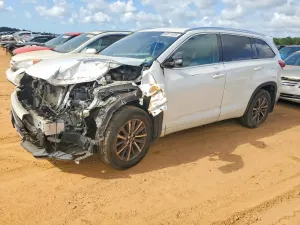 Toyota Highlander 3.5L 6 2018
