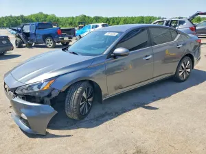 Nissan Altima 2.5L 4 2022