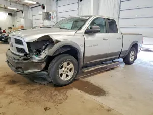 Dodge RAM 5.7L 8 2011