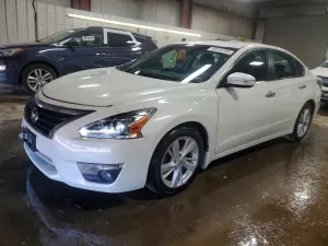 Nissan Altima 2.5L 4 2015