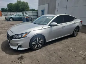 Nissan Altima 2.5L 4 2021