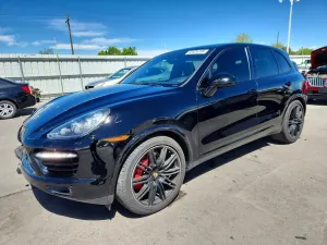 Porsche Cayenne 4.8L 8 2014