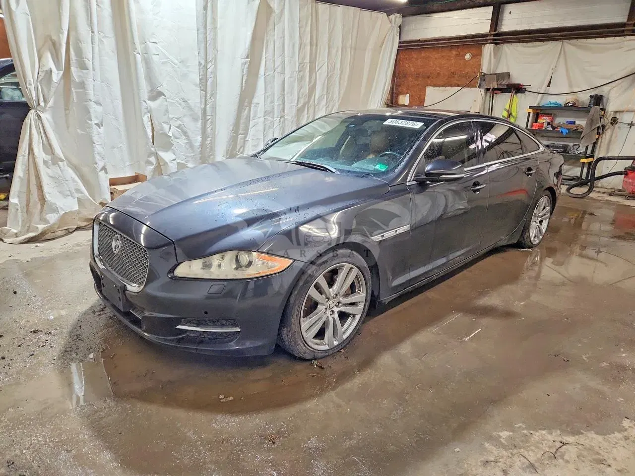 Jaguar XJ 5.0L 8 2012