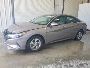 Hyundai Elantra 2.0L 4 2023