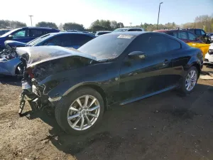 Infiniti G37 3.7L 6 2012