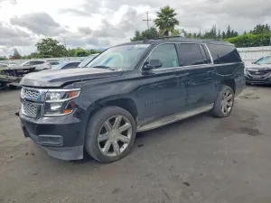 Chevrolet Suburban 5.3L 8 2015