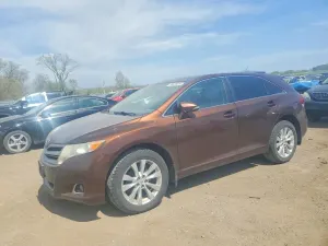 Toyota Venza 2.7L 4 2013