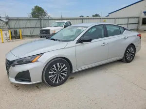 Nissan Altima 2.5L 4 2025