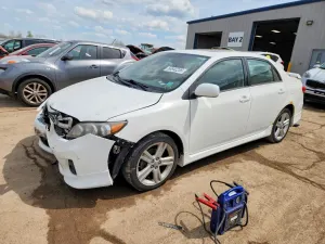 Toyota Corolla 1.8L 4 2013