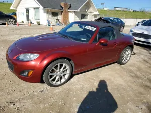 Mazda MX-5 (Miata) 2.0L 4 2012