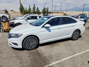 Volkswagen Jetta 1.4L 4 2021